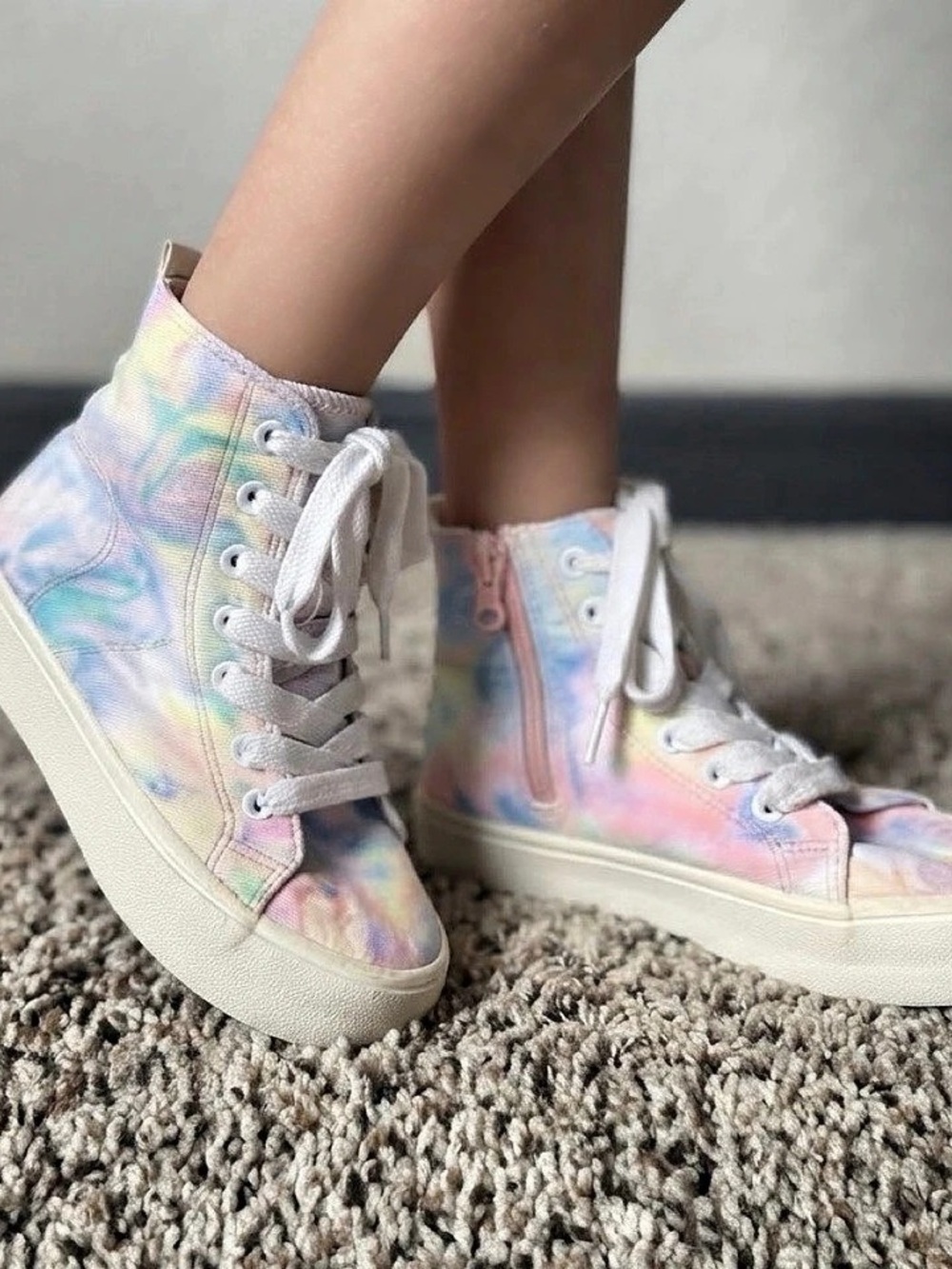 Art Class Kids Girls Pastel Tie-Dye High Top Sneakers Size 13 Side Zip Shoes